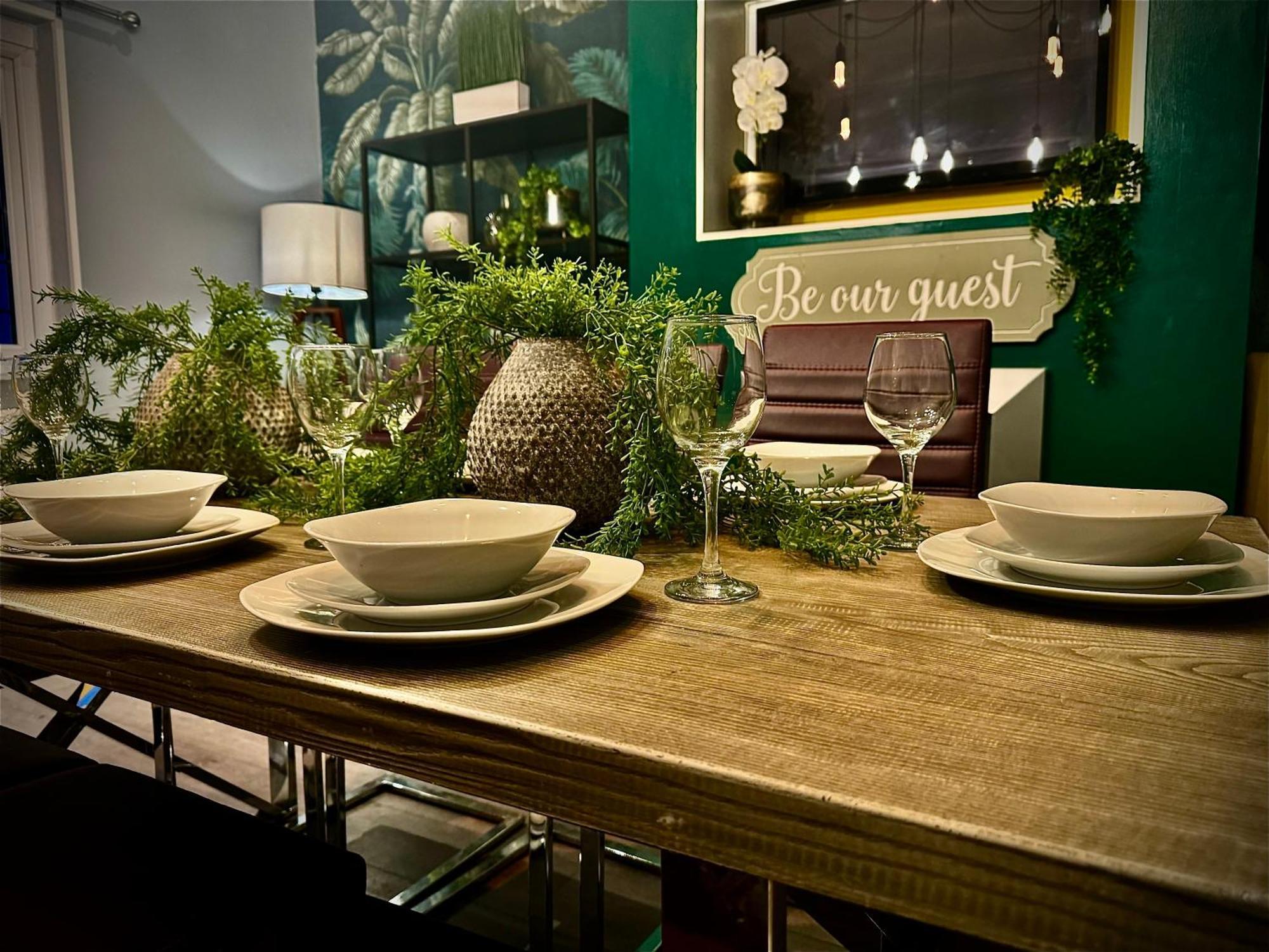 Sleeps10-Parking-Garden-Hottub-Petfriendly Villa Blackpool Buitenkant foto
