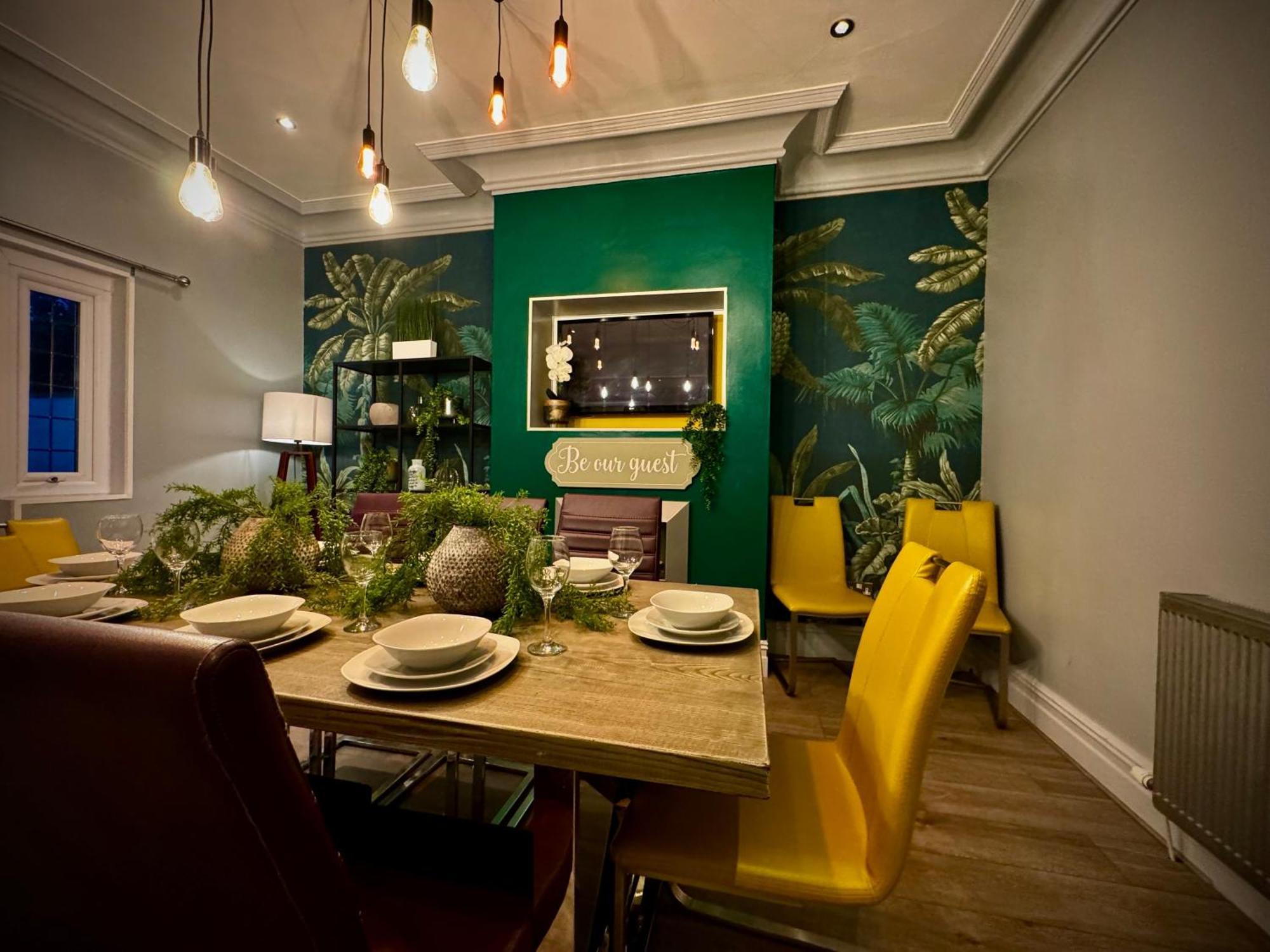 Sleeps10-Parking-Garden-Hottub-Petfriendly Villa Blackpool Buitenkant foto